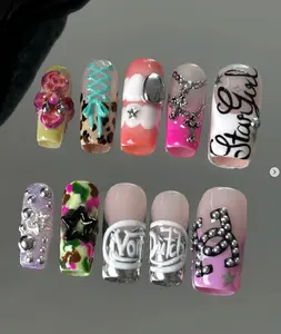 Y2K Star Girl Nails – Teddy Bear, Cross, Graffiti, Chrome & Camo Vibes for Funky Urban Style, 3D Maximalist Press-On Nail Set