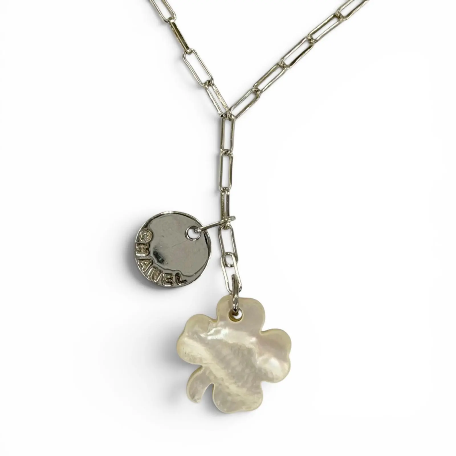 Pre-owned CHANEL Sterling Silver 925 (Ag925) Small Leather Goods Clover Pendant Necklace