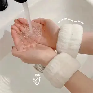 No-Drip Spa Wristbands – Keep Water Where It Belongs!