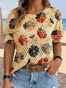 Women's Independence Day Floral Flag Bee Print Round Neck Short Sleeve Knit Sweater, Casual Breathable Top for Spring Summer Fall