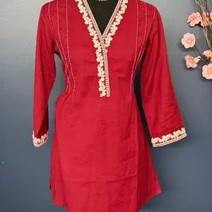 Women's short top/ Kurti