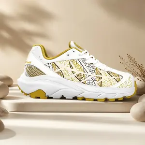 Men's Steel Toe Closed Runner Shoes, Gold and White Design, Comfortable for Casual Walking & Athletic Training