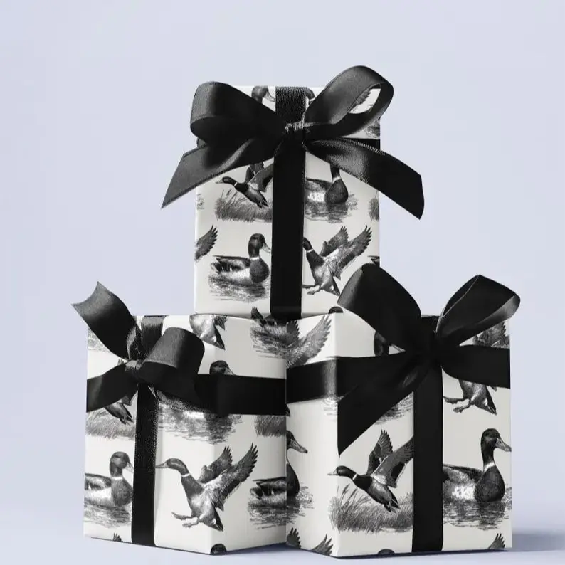 Vintage Mallard Duck Wrapping Paper – Duck Hunting, Derby Party, Father’s Day, Men’s Elegant Gift Wrap, Luxury Male Gift Wrapping Paper Roll