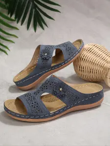 Boho Floral Sandals Women Adjustable Buckle Soft Sole Beach Shoes, Casual PU Upper Rubber Sole, Plain Pattern Summer Footwear