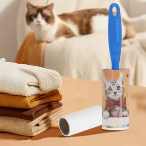 A set of pet hair removal roller tools, including 1 handle and 2 replacement rolls, 180 sheets of paper, suitable for clothes, carpets and pet hair. Durable handle.