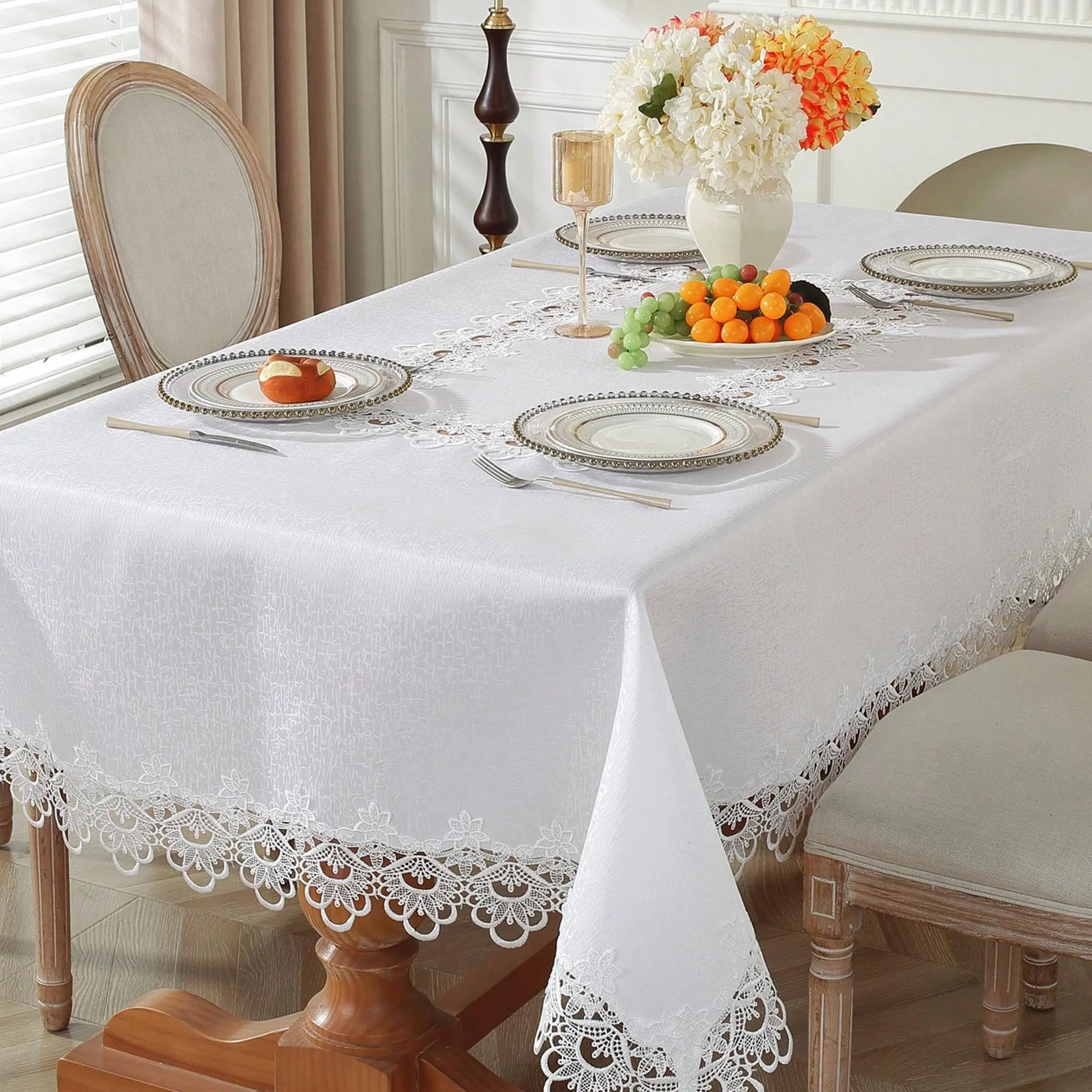 Solid Color Lace Tablecloth, Minimalist Elegant Tablecloth, Table Decoration Supplies Modern Elegant Decoration for Home Kitchen Dining Room Wedding Birthday Party Table Runner, Party Supply, Table Cover