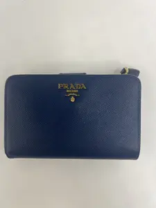 Pre-owned PRADA leather small leather goods Compact Zippy Wallet