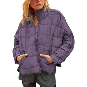 Quilted Puffer Jacket Women Lightweight Short Zip Up Padded Coat with Pockets