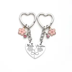 2 Pcs Mother/Father Daughter Heart Matching Keyring Keychain Set Gifts For Mom Mothers Day Gifts from Daughter
