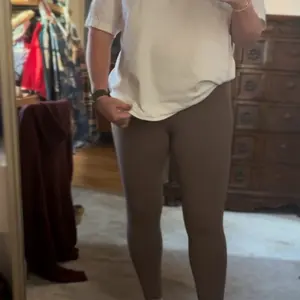 Product Review of Halara UltraSculpt High Waisted Tummy Control Pocket Shaping Training Leggings  #TikTokShopHolidayHaul from s**h