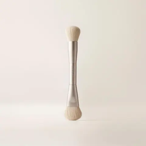 The Blush Brush