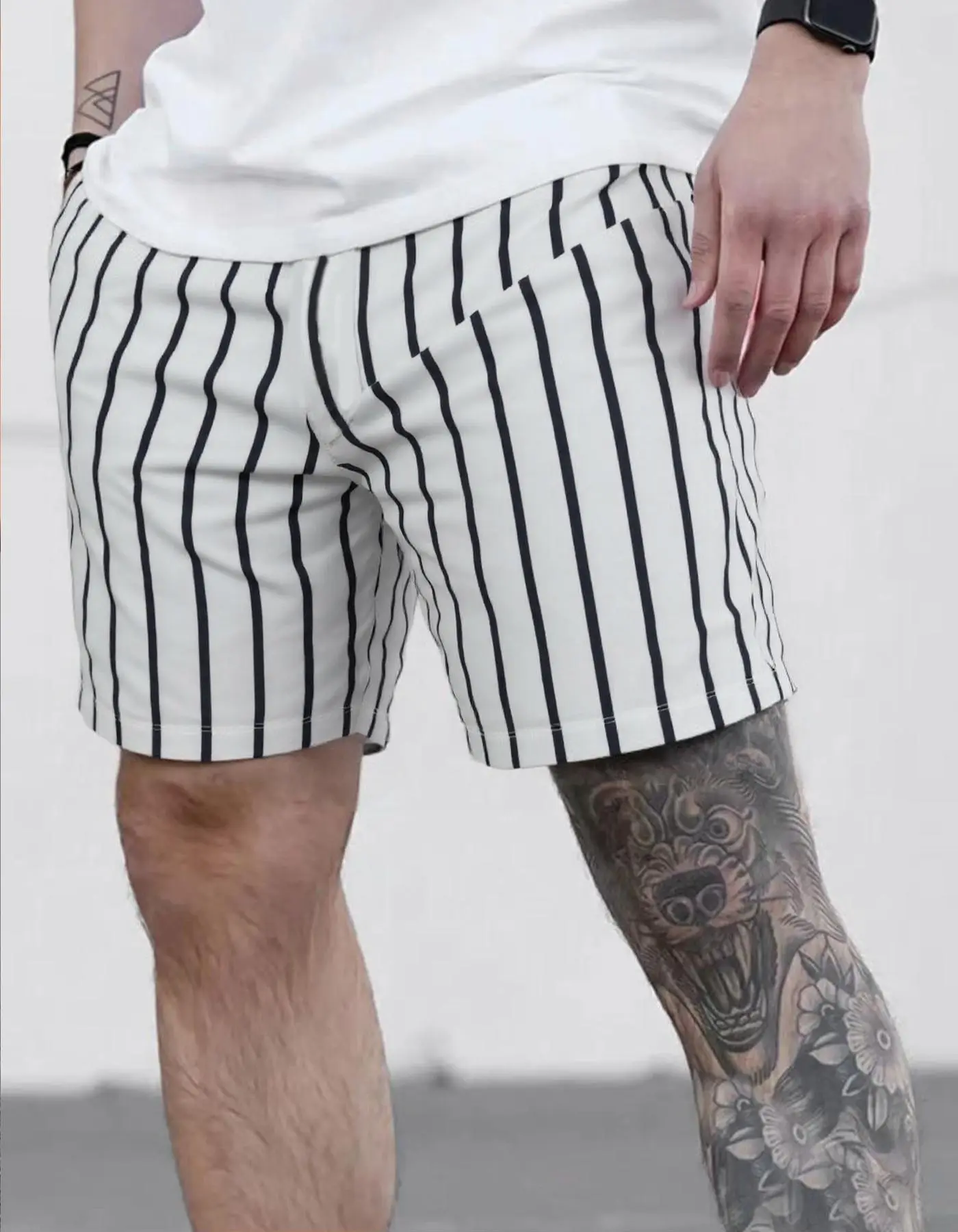 SUMIMERVIBESMen’s casual beach shorts, black and white stripes, elastic waistband; summer swim trunks/vacation travel pants, suitable for the seaside—the best summer gift for men.