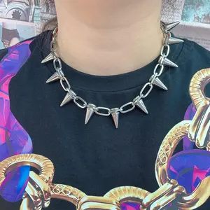 Spike Necklace Spike Choker Rivet Goth Necklaces Chokers with Spikes and Chain Streetwear Vintage Punk Necklace for Women Men
