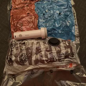 Snofrid Cordless Travel Vacuum Storage Compression Bag Set – 15-Pack in 3 Sizes – USB Rechargeable Handheld Pump with Built-In Battery – Waterproof & Reusable Space Saver for Clothes & Packing, Perfect for Carry-On Suitcases