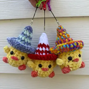 Crochet Chick Keychain with Sombrero Handmade Plush Charm in Vibrant Colors Perfect for Gifts and Collections