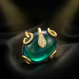 Vintage Mood Ring Temperature Sensitive Color Change Chameleon Stone Adjustable 18K Gold Plated Statement Ring for Women Large Oval Cabochon Zircon Accent Retro Handcrafted Jewelry Emotion Thermometer Ring Gift for Her