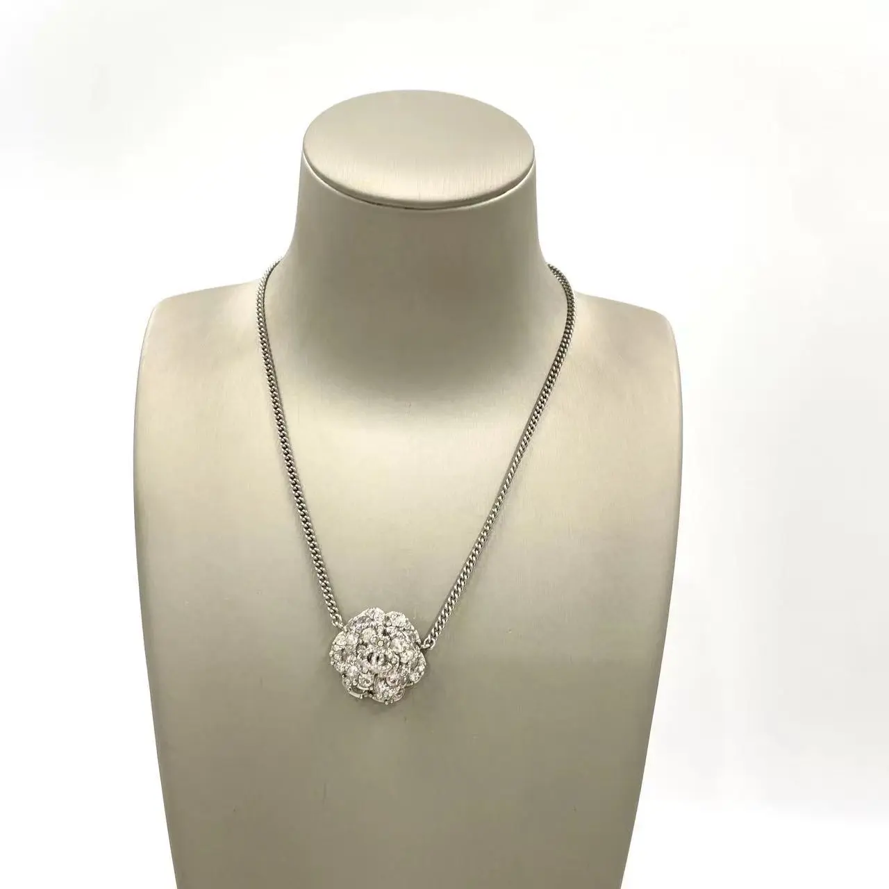 Pre-owned CHANEL metals Bag Accessories Elegant Necklace