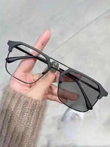 Unisex Business Style Square Frame Tinted Lens Sunglasses, Trendy Photochromic Driving Sunglasses for Everyday Use, Fashion Accessories for Outdoor Activities
