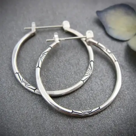Women's Elegant Minimalist Hoop Earrings, Vintage Retro Trendy Hoop Earrings, Chic Gorgeous Jewelry As Gift for Girlfriend for Party Decor, Earrings Hoops