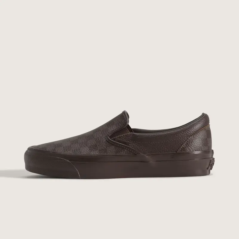 Vans Unisex Premium Classic Slip-On Low Top Shoe