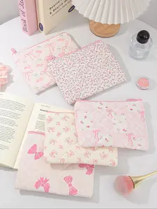 Floral Pattern Quilted Makeup Bag, Lightweight Fluffy Stuffed Toiletry Bag, Makeup Storage Bag, Holiday Essentials Makeup Bag, Travel Essentials Makeup Bag, Cosmetic Pouch, Cosmetics Accessories