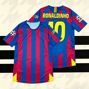05/06 Home Red and Blue No. 10 Ronaldinho Short-Sleeve Jersey