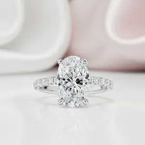 Classic Oval-cut Diamond Option White Gold Engagement Ring