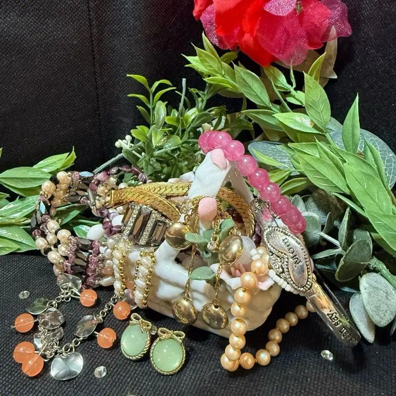 Mystery Jewerly Basket