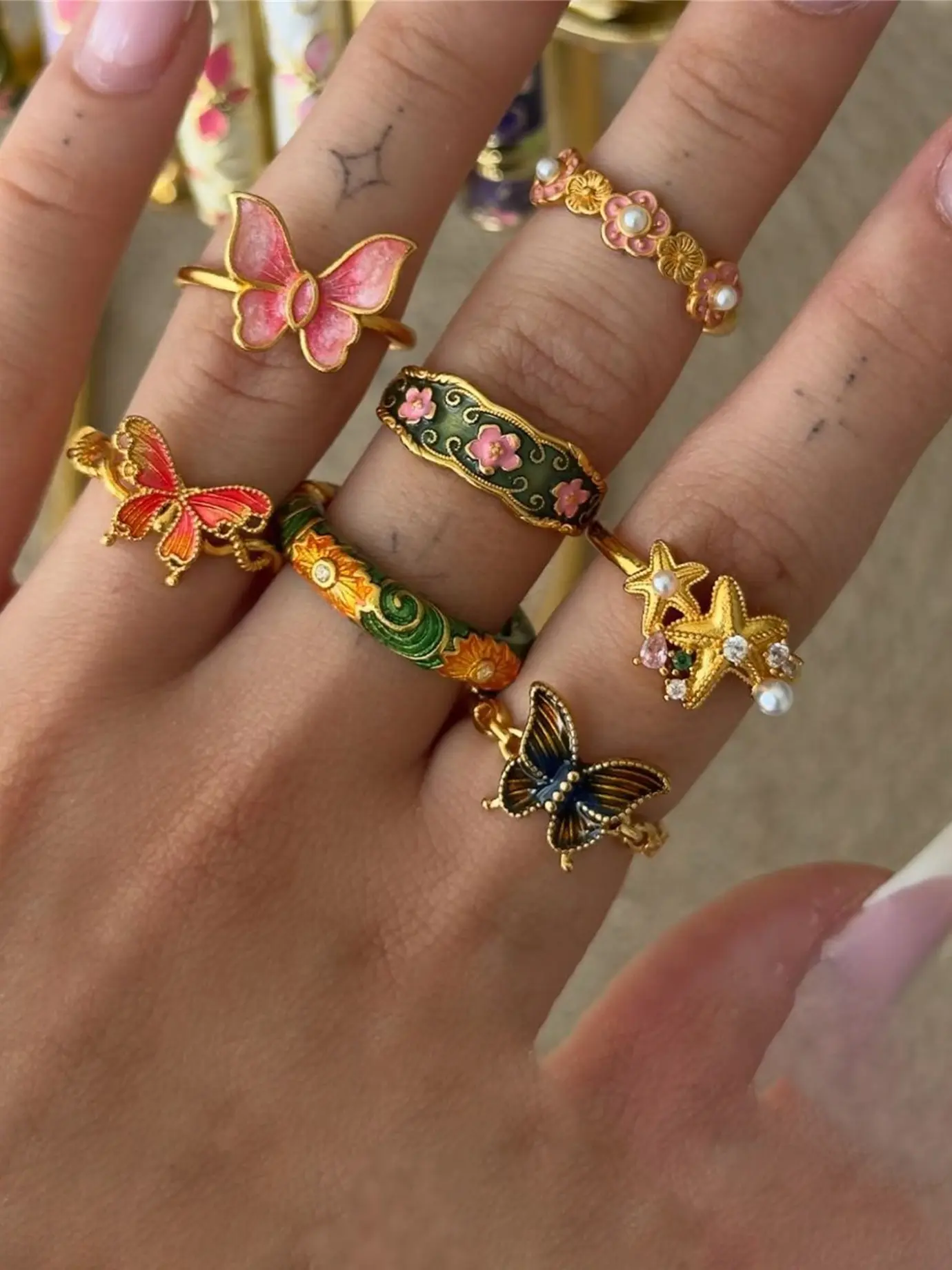 7PCS Cute Sweet Colored Zircon Butterfly Beautiful Rings For Women Gilrs Gold Color Stainless Steel Ring Wedding Christmas Jewelry Gift Bohemian Fashion Crystal Ring Set Artificial Crystal Unique Rings Vintage Rings Jewelry