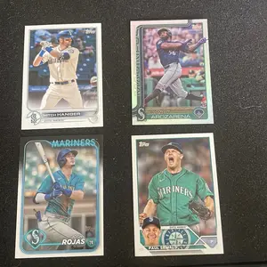 Seattle Mariners Trading Card Pack - 4-Card Collectible Set for Baseball Fans