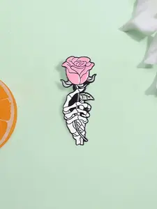Gothic Romance Badge, Skeleton Hand Holding Rose Brooch, Flower Brooch, Fashion Accessories for Women & Men, Trendy All-match & Exquisite Brooch for Birthday Gift