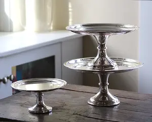 Hôtel Silver Pedestal Cake Stand