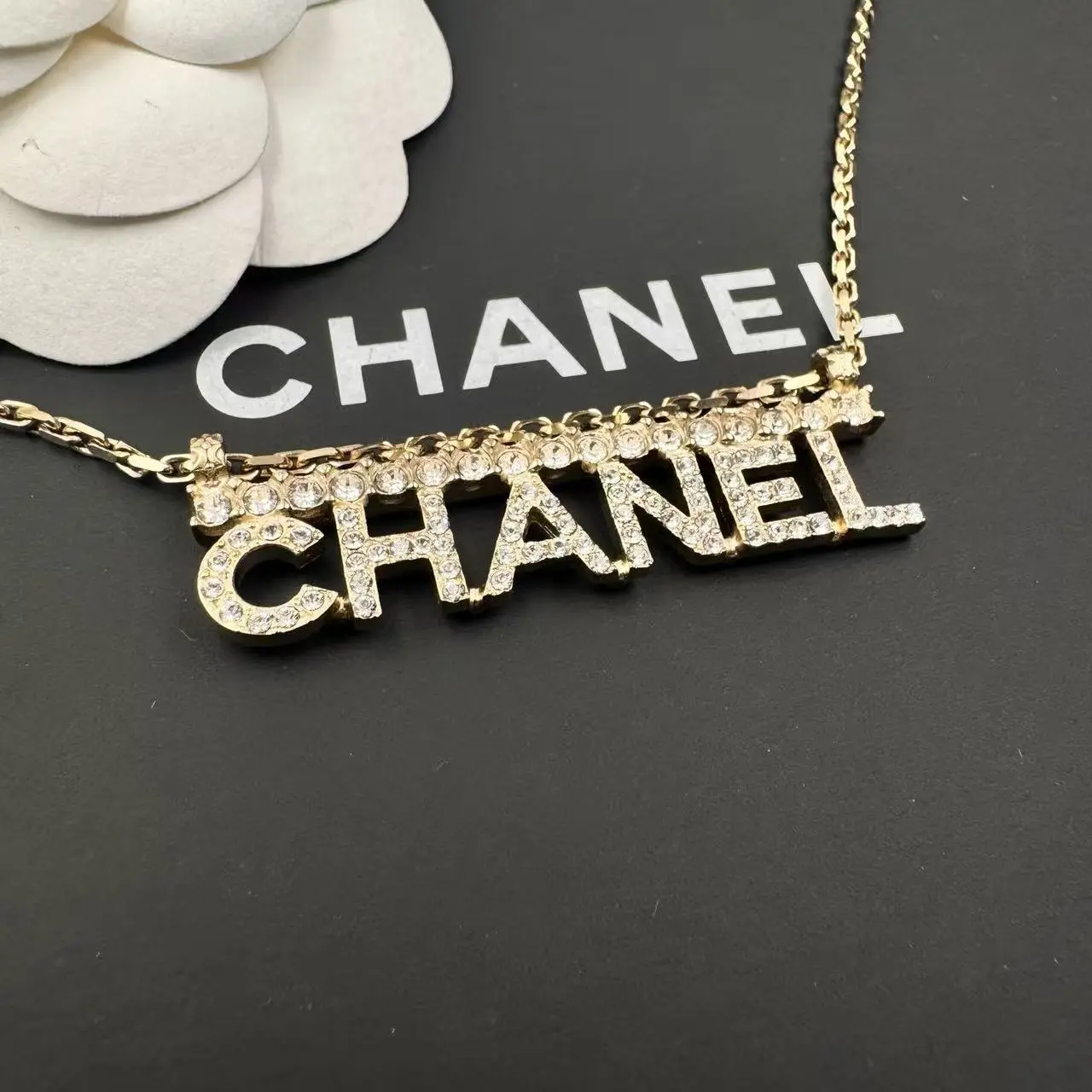 Pre-owned H1 Chanel Gold Logo Necklace SM06280002