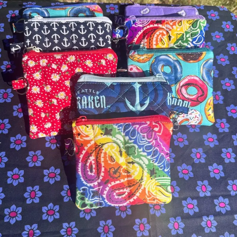 Quilted Keychain Wallet, Compact Multi-Functional Accessory for Keys, Cards, Small Essentials