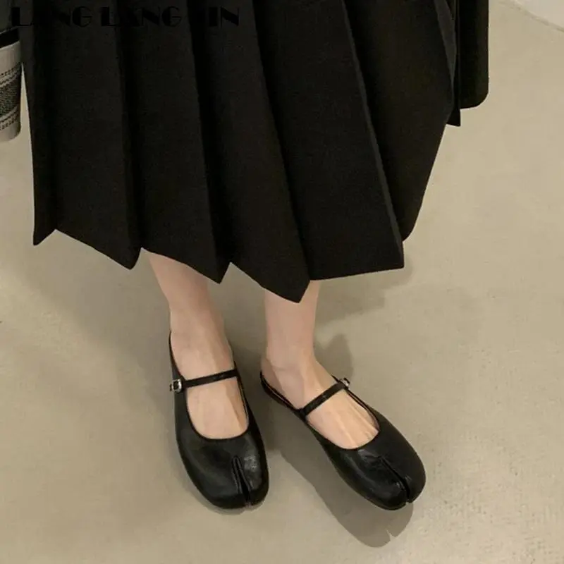 Women Tabi Ninja Slippers Brand Mules Soft Microfiber Comfy Flats Fashion Split Toe Slides Casual Loafer Shallow Ballerina Mujer