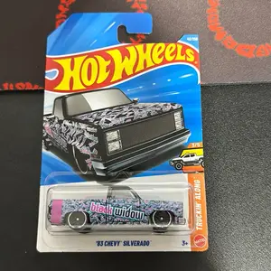 Black Widow ‘83 Chevy Silverado