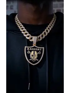 Full Drill Shield Shape Necklace Gold Silver Hip Hop Eye - Catching Cuban Chain