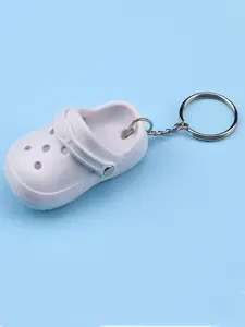 Cute Cartoon Slippers Keychain, Small Car Backpack Hanging Ornament, Unisex Gift, Adorable Key Ring Accessory, Keychain Bag Pendant
