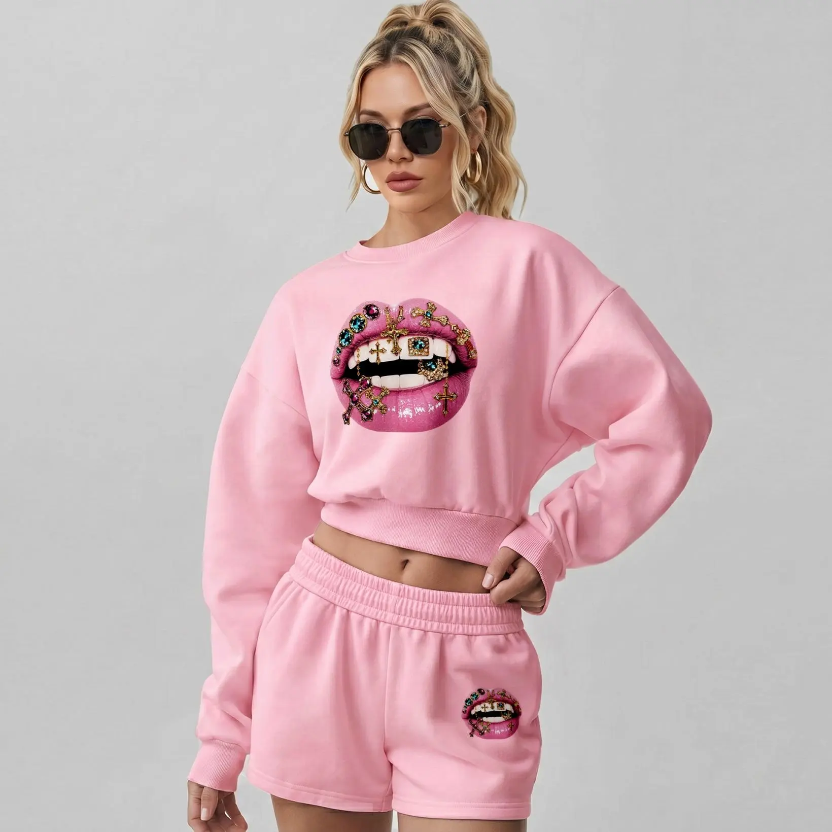 Women’s Jewelry Lips Graphic Crewneck Short Sleeve Sweatshirt & Shorts Set, Relaxed Lounge Matching Outfit With Built-In Drawstring Shorts