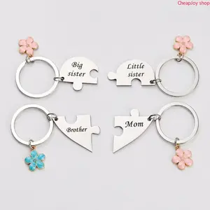 【Summervibes】4Pcs Family Puzzle Matching Keychains, Mom Kids Sibling Bond Key Ring Set, Meaningful Family Accessory, Sweet Heartfelt Gift Choice for Mother's Day Birthday Christmas Daily Family Surprise Presents