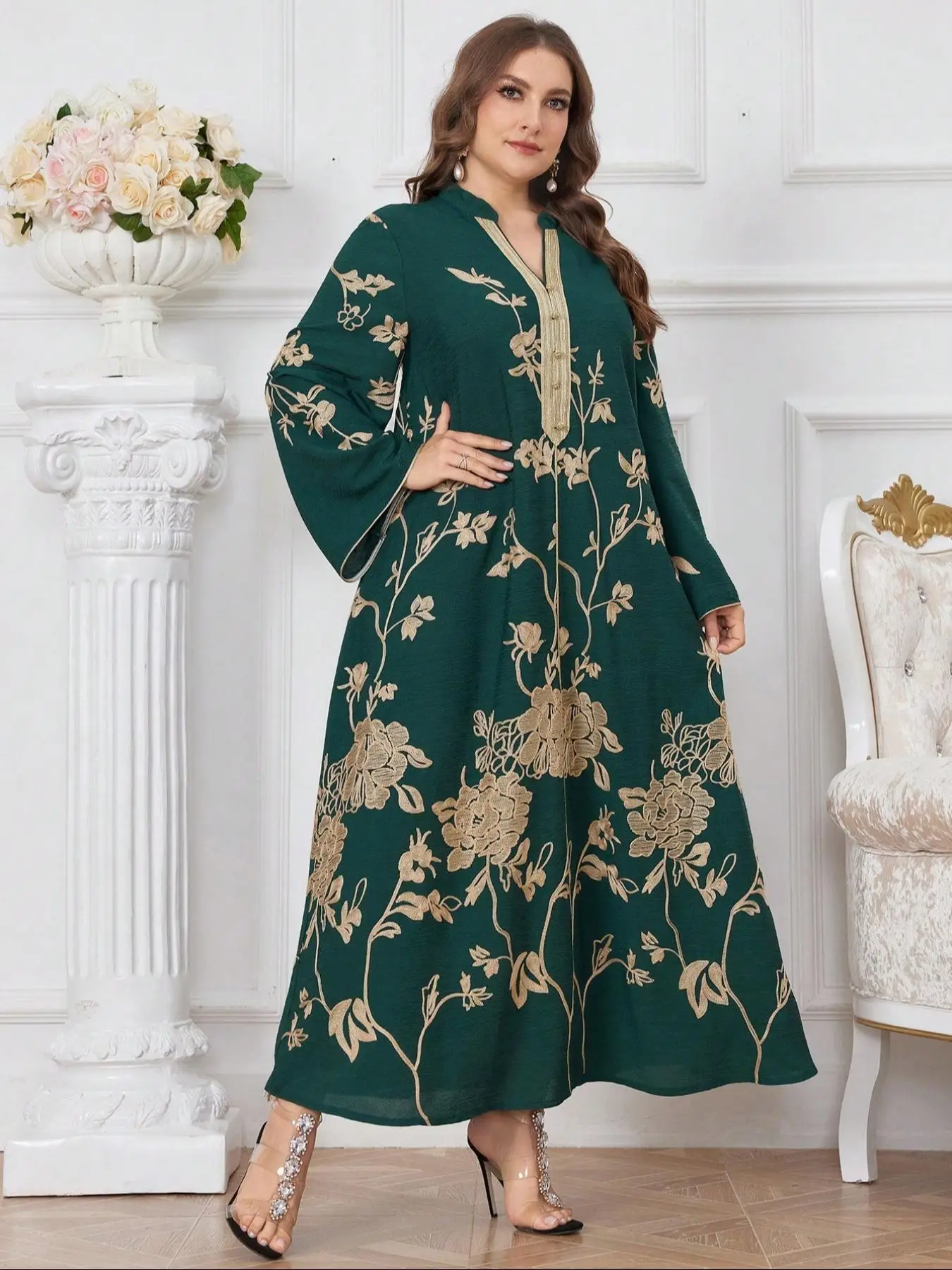 【Plus Size】 Floral Embroidery Notched Neck Dress, Modest Long Sleeve Arabian Dress for Daily Wear, Women's Islamic Clothing for All Seasons