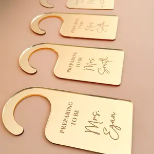 Personalized Bridal Suite Sign Custom Do Not Disturb Sign Wedding Bridal Room Door Tag Bridesmaid Gift Wedding Must Haves