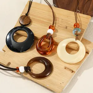 Round Pendant Black Rope Long Necklace for Women Simple Versatile High-end Sweater Chain Autumn Winter Niche Sweatshirt Chain Accessory