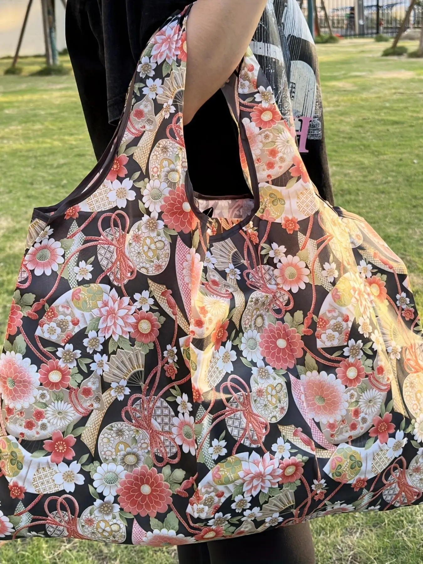 Floral Pattern Large Capacity Shopping Bag, Lightweight Foldable Shoulder Bag for Women & Men, Casual Trendy Versatile Shopping Bag for Daily Use