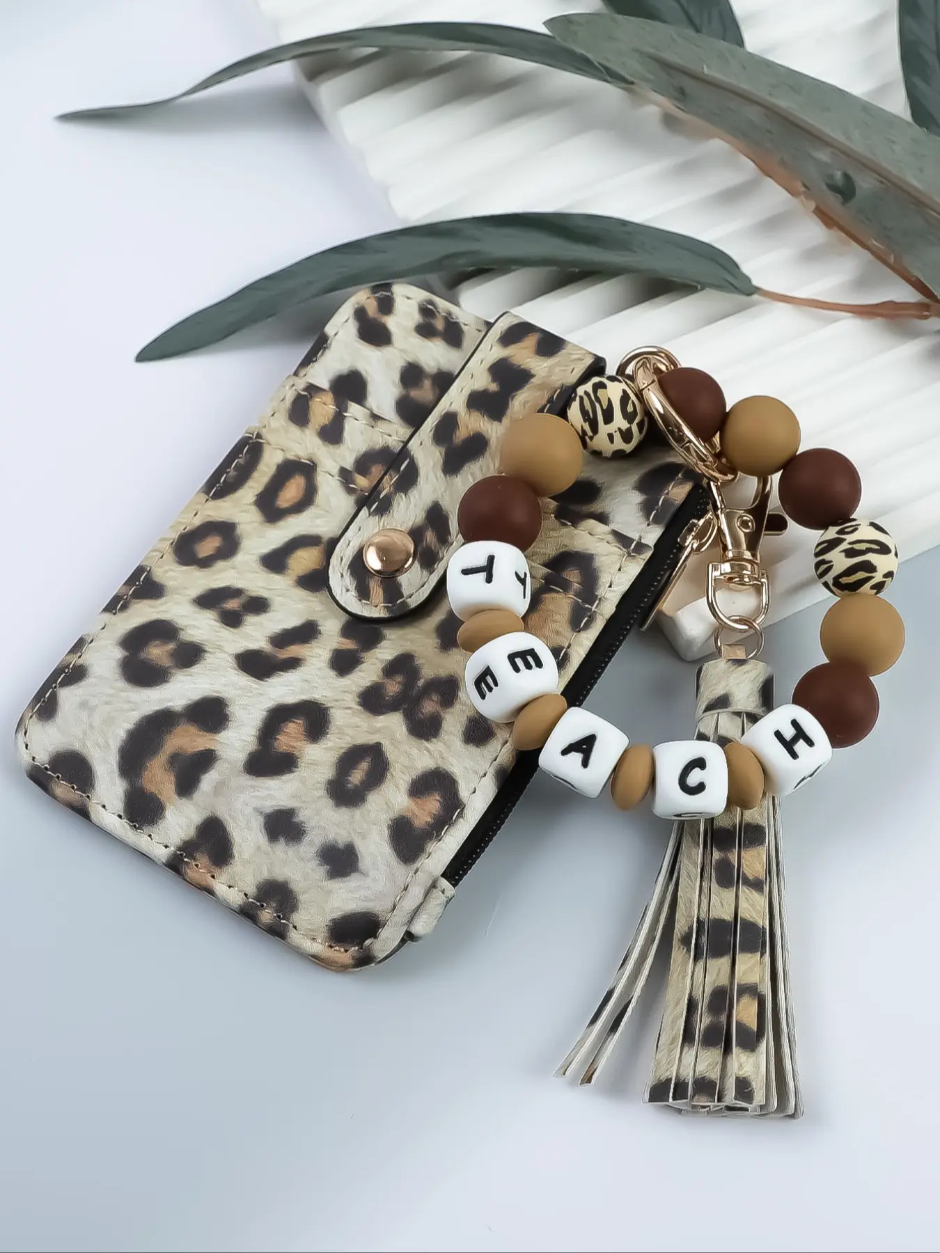 Boho Style Silicone Beaded Wrist Keychain, Teach Letter Design, Colorful Round Beads, Teacher Gift, Graduation Present, Daily Use Accessory, Trendy Cute Keychain, Keychain For Bags, Keychain Wristlet