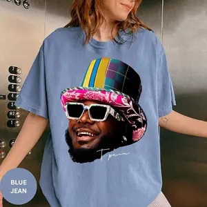 T-Pain Iconic Hat Shirt, Retro Graphic Tee, Hip-Hop Music Fan Outfit, Vibrant T-Shirt, Gift for Hip-Hop Lovers