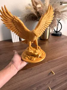 Majestic Eagle Sculpture