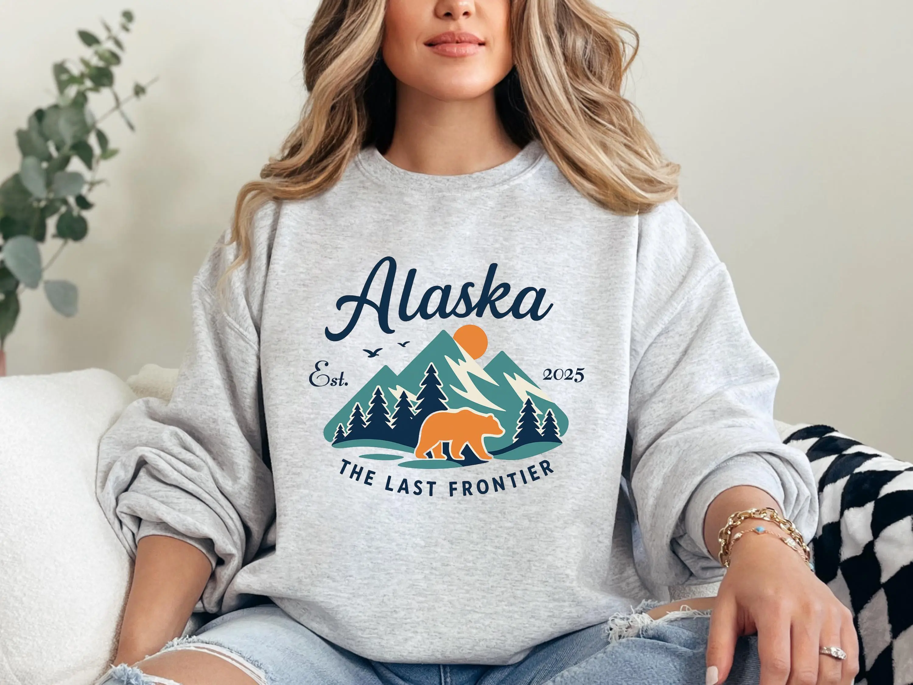 Alaska Vintage Shirt, The Last Frontier Shirt, Mountain Bear Tee, Nature Hiking Outdoor Camping Graphic Tee, Alaska Sweatshirt, Alaska Gift