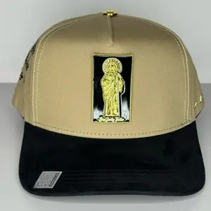 San Judas Tadeo beige SnapBack for Men with Unique Logo Design and Adjustable Snap Closure