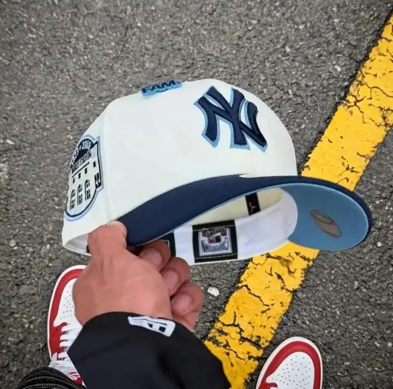 New Era New York Yankees 9FORTY A-Frame Snapback Hat - Color-Blocked White Crown, Red Brim, Adjustable MLB Sports Collectible Headwear Cap